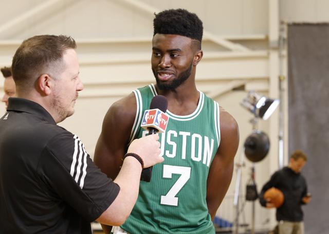 比赛形势逐 比赛形势逐