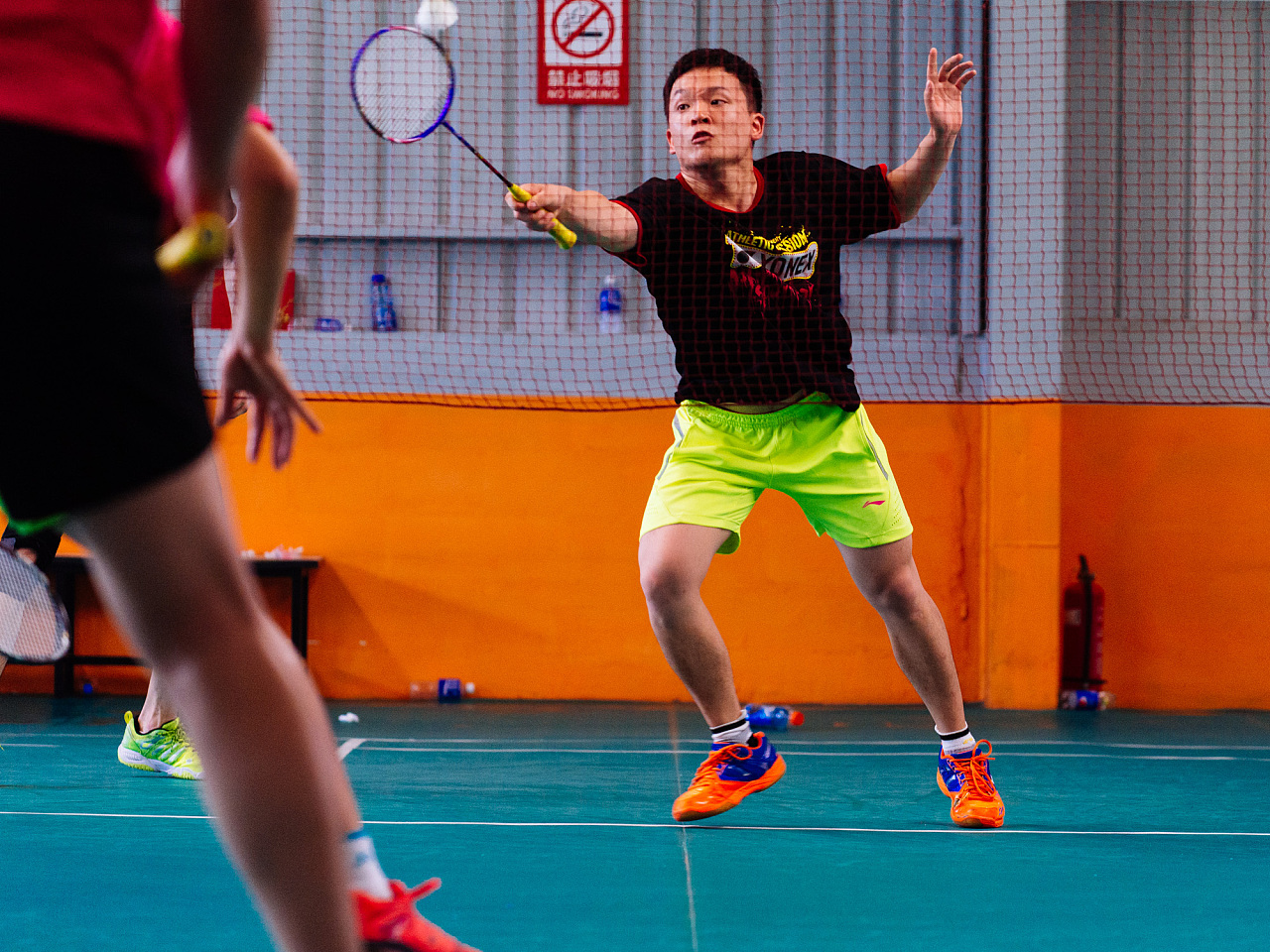 虽然他偶尔 虽然他偶尔