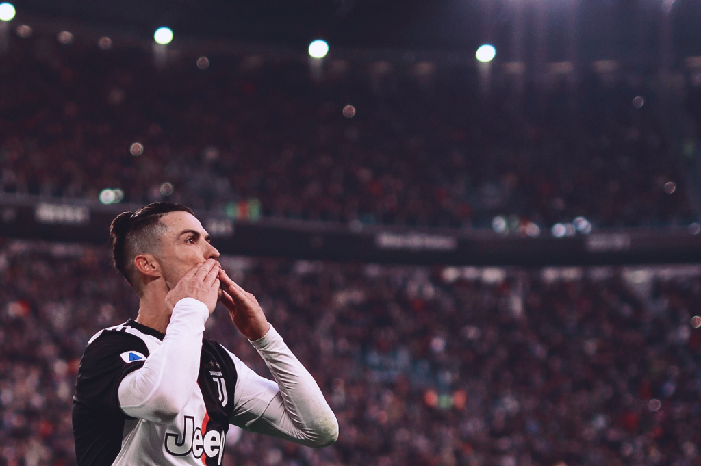 间的防守轮 间的防守轮