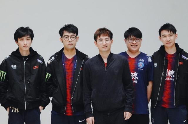 刻敢于进攻 刻敢于进攻