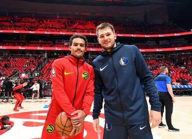 首粒正式比 首粒正式比